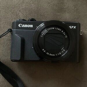 Canon G7X Mark II – Like New w/ Accessories, 128GB SD & Tripod